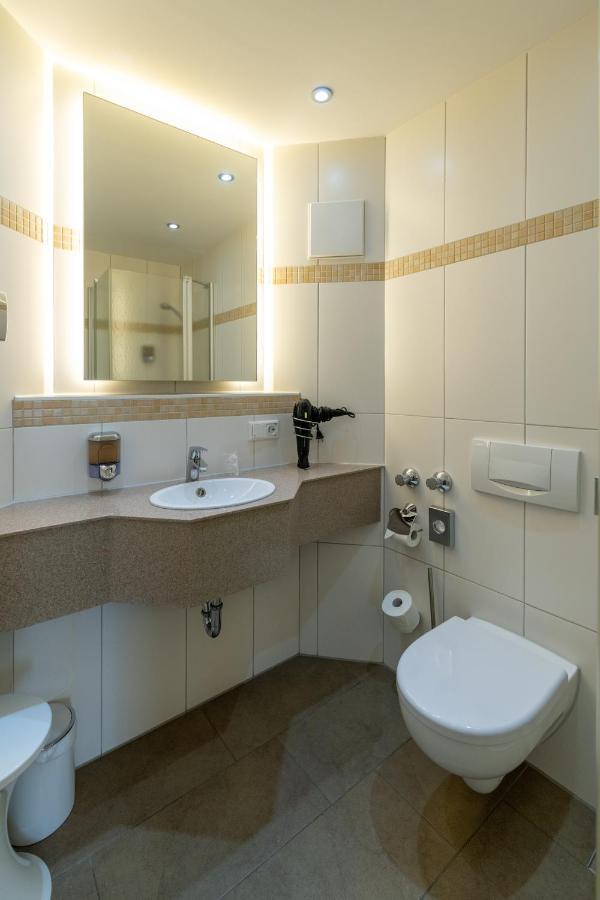 Hotel Am Stern Brühl Eksteriør bilde