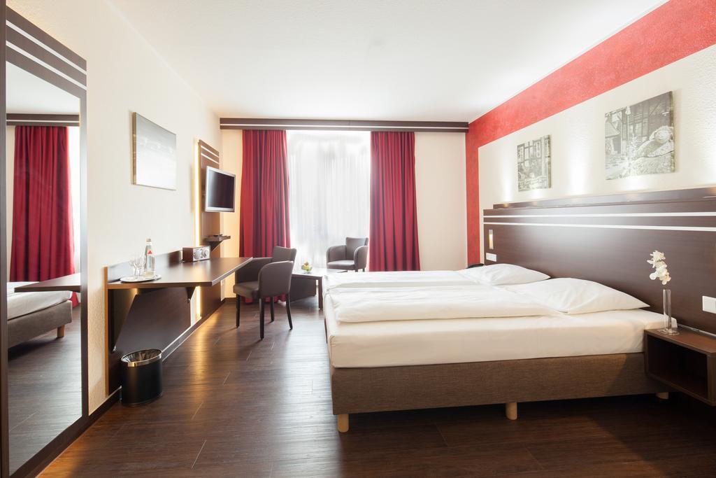 Hotel Am Stern Brühl Eksteriør bilde